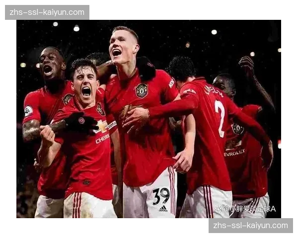 英格兰足总杯半决赛：考文垂补时连入两球，惊天逆转曼联晋级决赛